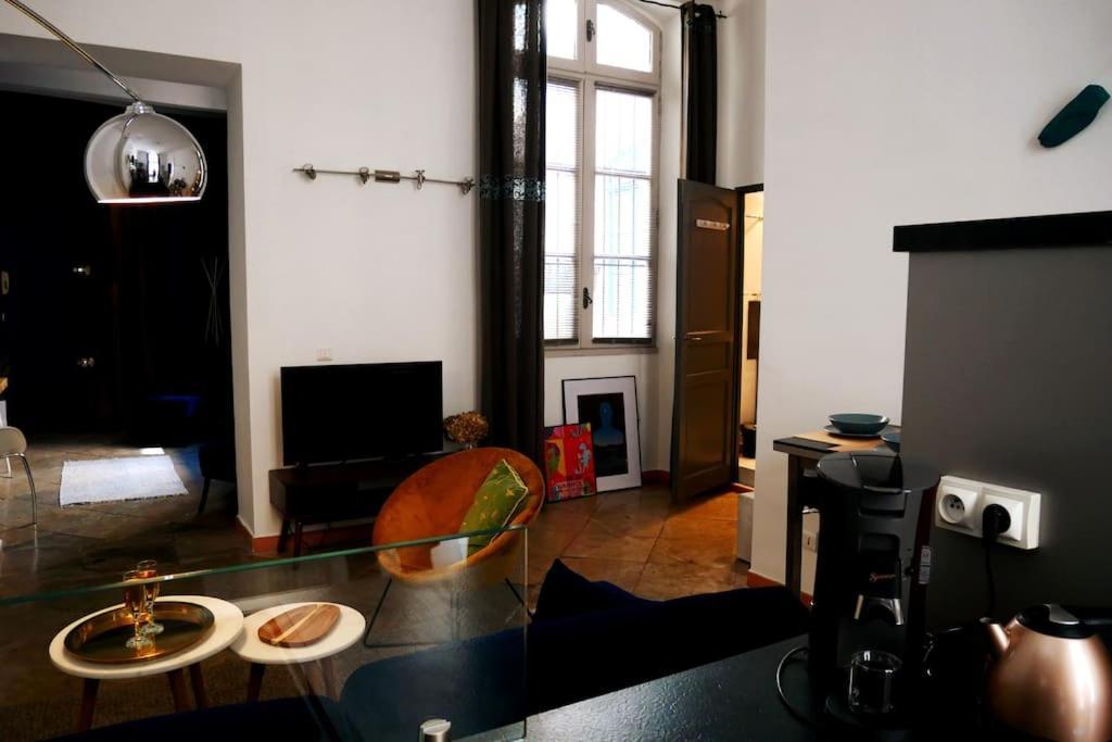 Appartement P2 De Charme - Centre-Ville Nîmes Exterior foto