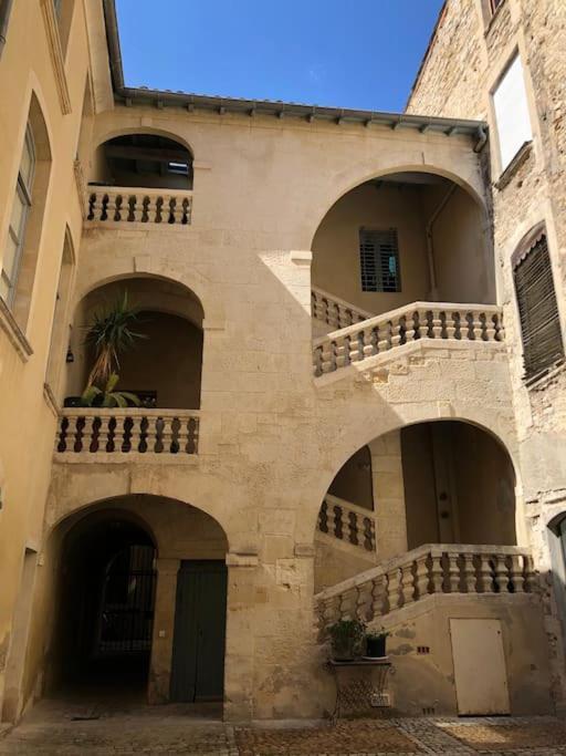 Appartement P2 De Charme - Centre-Ville Nîmes Exterior foto