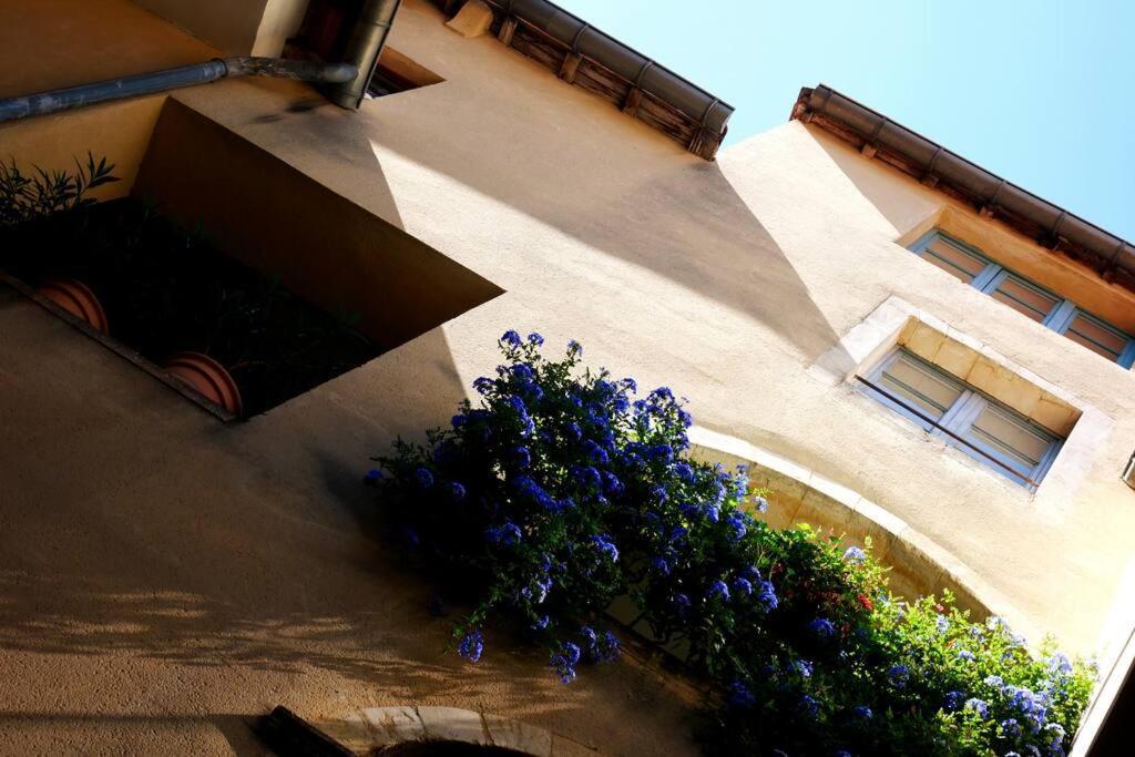 Appartement P2 De Charme - Centre-Ville Nîmes Exterior foto